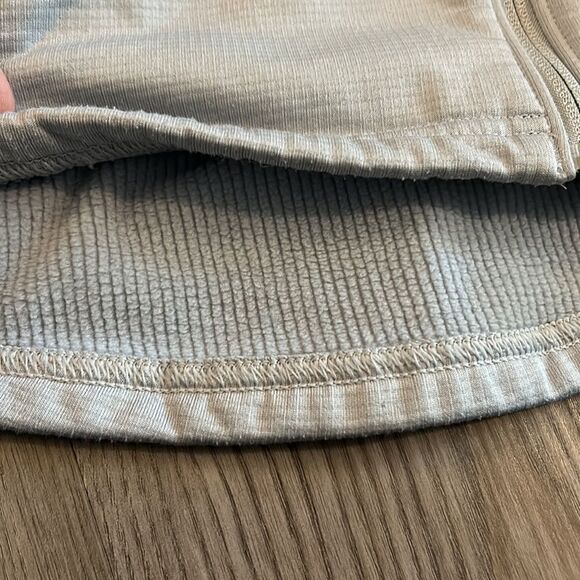 MENS UNDER ARMOUR LIGHT GRAY/SILVER FLEECE LINED FULL ZIP JACKET SIZE SMALL - Picture 6 of 6